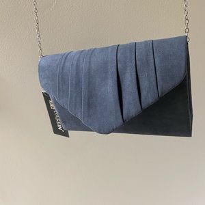 Pewter clutch with long link chain